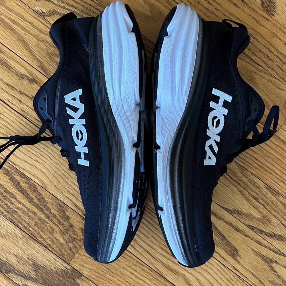 EUC Hoka One One Bondi 8 Shoes - Picture 6 of 8